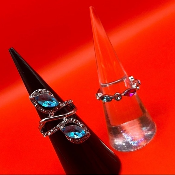 Boutique Ring Set - Picture 2 of 2